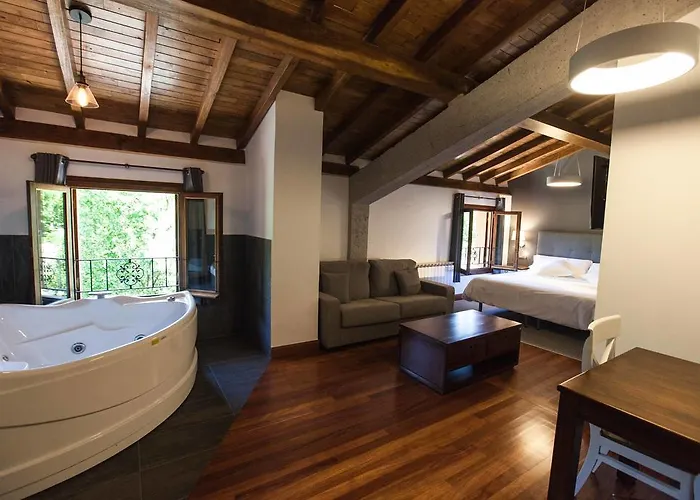 Arregi Country house